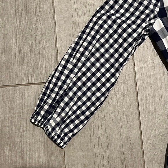 Girls j crew puff sleeve shirt dress in mixed navy gingham.  Size 7. - Picture 6 of 9